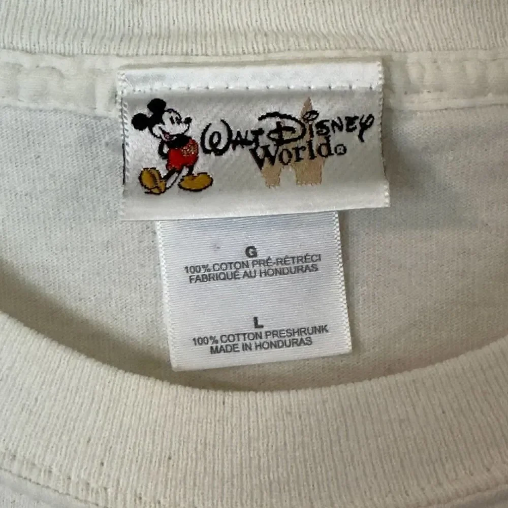 Vintage Rare Walt Disney World Epcot Graphic T-Shirt Size Large 2005 Unisex